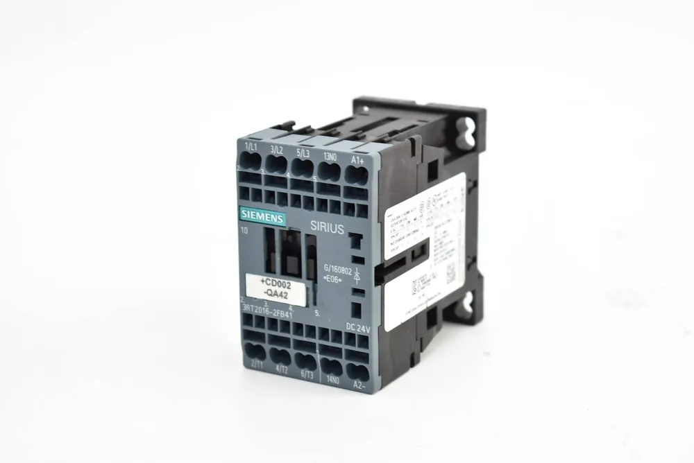 Siemens Leistungsschütz AC-3 9A 4kW 400V 24 VDC 3RT2016-2FB41 ( 3RT2 016-2FB41 ) Jetzt Bestellen