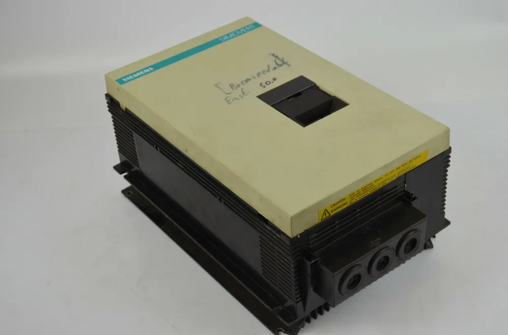 Abverkauf Siemens simovert P 6SE2103-3AA01 ( 6SE2 103-3AA01 )