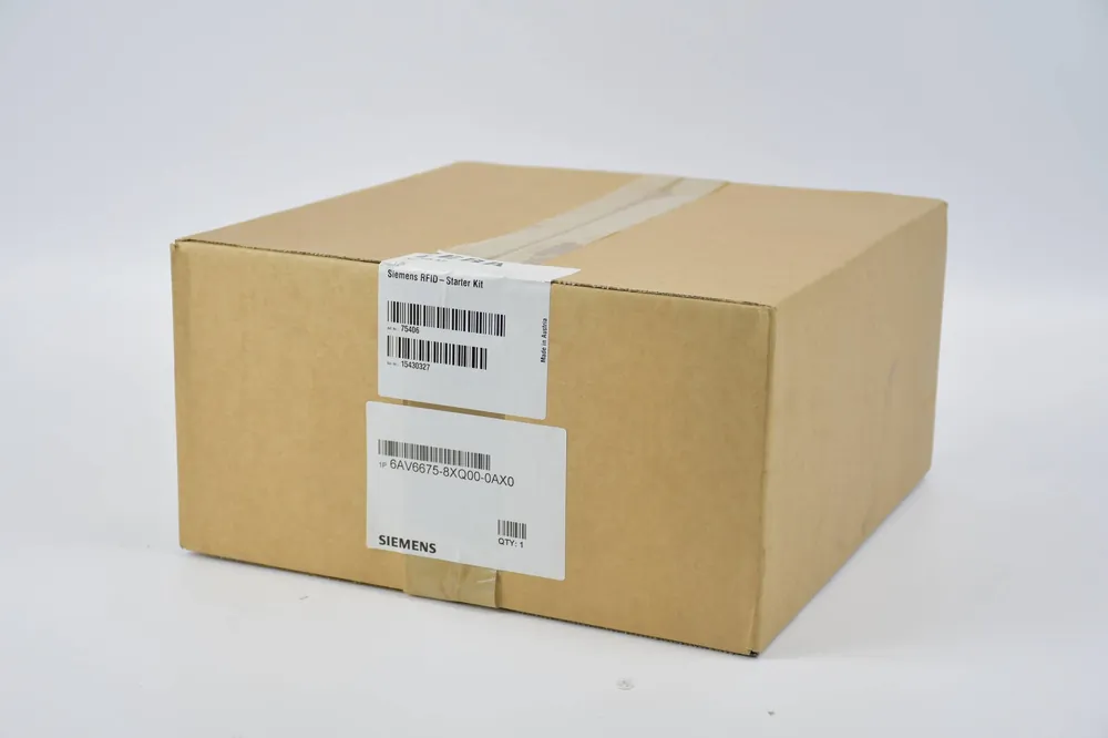 Siemens Starter-Kit RFID 6AV6675-8XQ00-0AX0 ( 6AV6 675-8XQ00-0AX0 ) Angebot