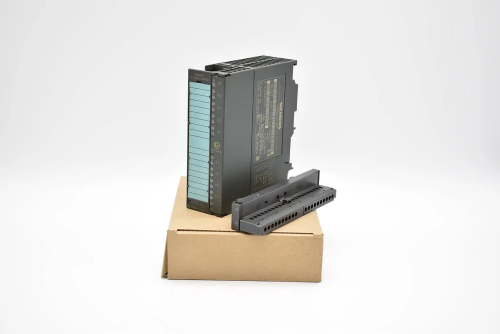 Siemens simatic S7-300 6ES7 331-7SF00-0AB0 ( 6ES7331-7SF00-0AB0 ) E.10 Markenprodukt