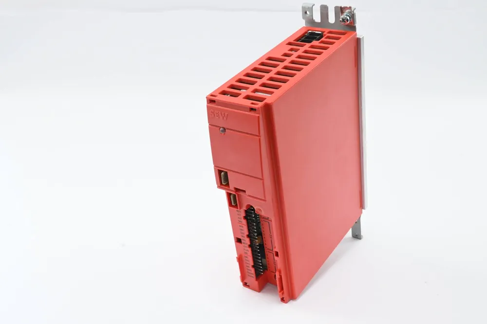 Sale SEW-Eurodrive Movitrac B Umrichter MC07B0003-5A3-4-00