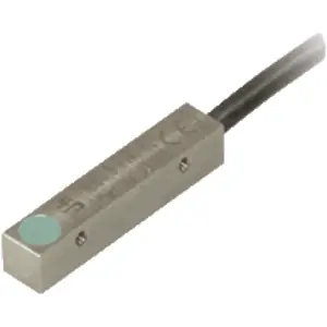 Neue Ware Induktiver Sensor, PNP, Aufbaumontage, bündig, 1 Öffner, 5 mA, 231911