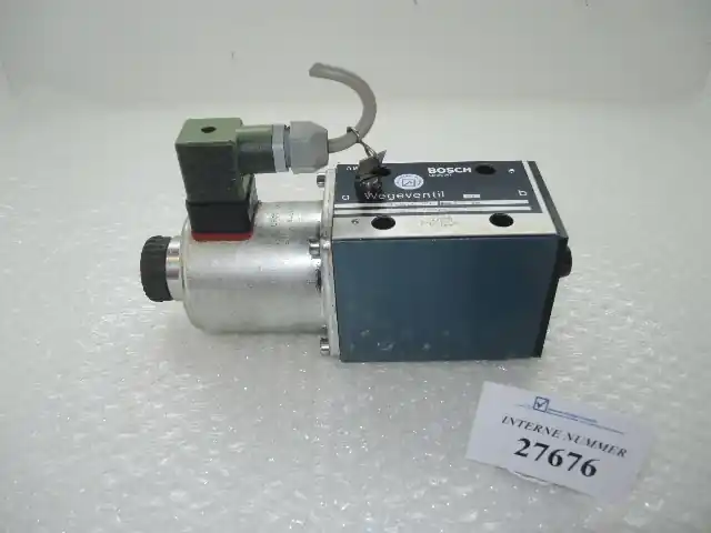 Ausverkauf 4/2 Wegeventil, Bosch Nr. 0810001056