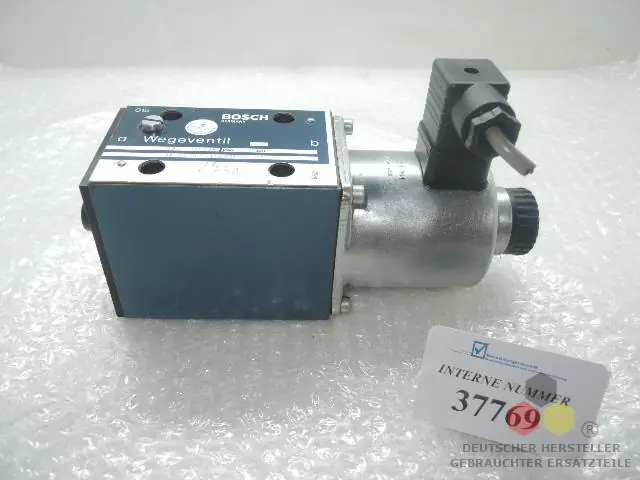 4/2 Wegeventil, Bosch Nr. 0810001136 Neu Im Sortiment