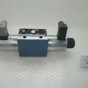 Preiswert 4/3 Wegeventil, Bosch Nr. 0810001401