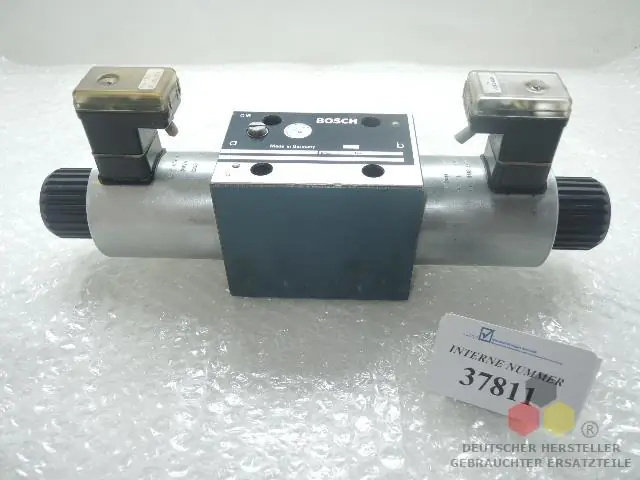 4/3 Wegeventil, Bosch Nr. 0810001702 Solange Der Vorrat Reicht