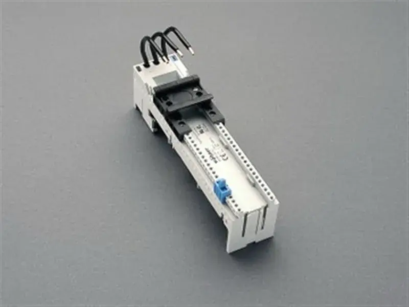 Aktuell Wöhner Sammelschienenadapter 32650